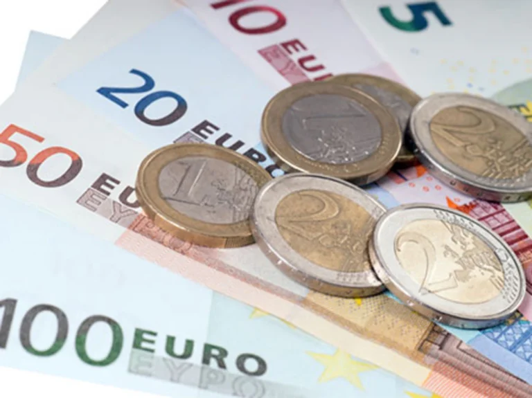 Falschgeld erkennen und sich vor Betrug schützen