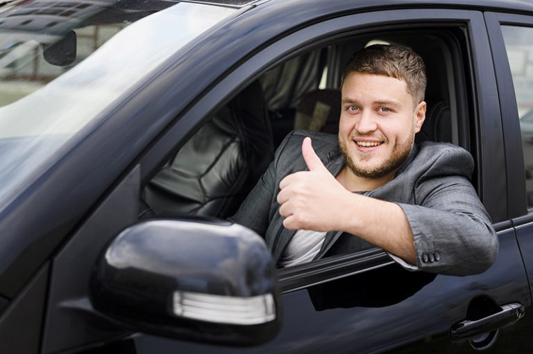 Kfz-Versicherung trotz negativer Schufa: Die besten Möglichkeiten im Überblick
