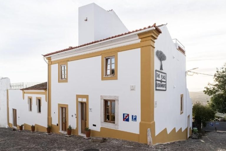 How to Find a Hostel for Sale in Portugal and Make a Smart Investment